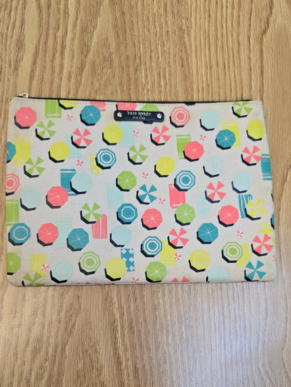 kate spade Accessories Multicolor Beach Umbrella Print Pouch